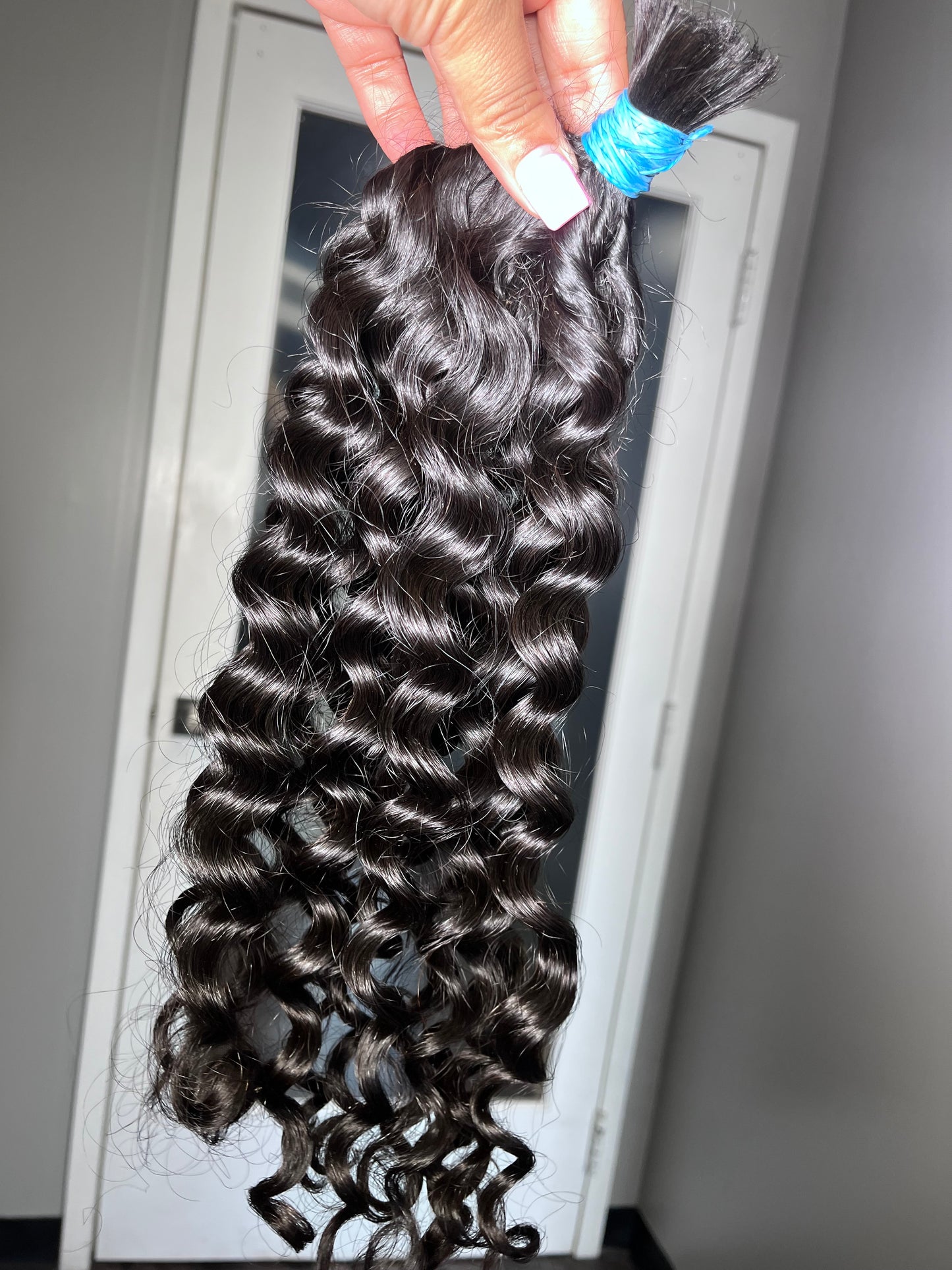 Loose Wave – 18” Human Hair Bundle (Natural Brown)